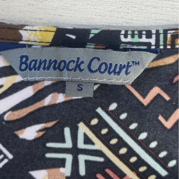 Bannock Court Scrub Shirt Top Womens Small Brown Black Geometric Print New - Picture 6 of 10